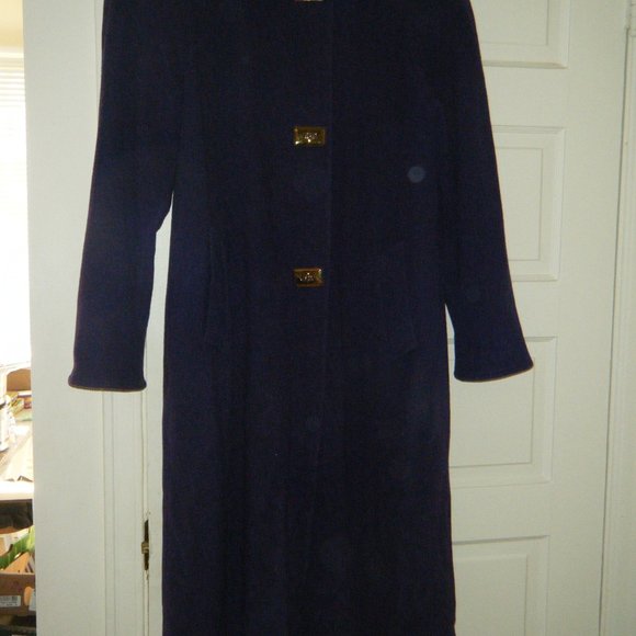 100% Pure Virgin Wool Coat. Made in Winnipeg. Sz14 - Picture 2 of 4